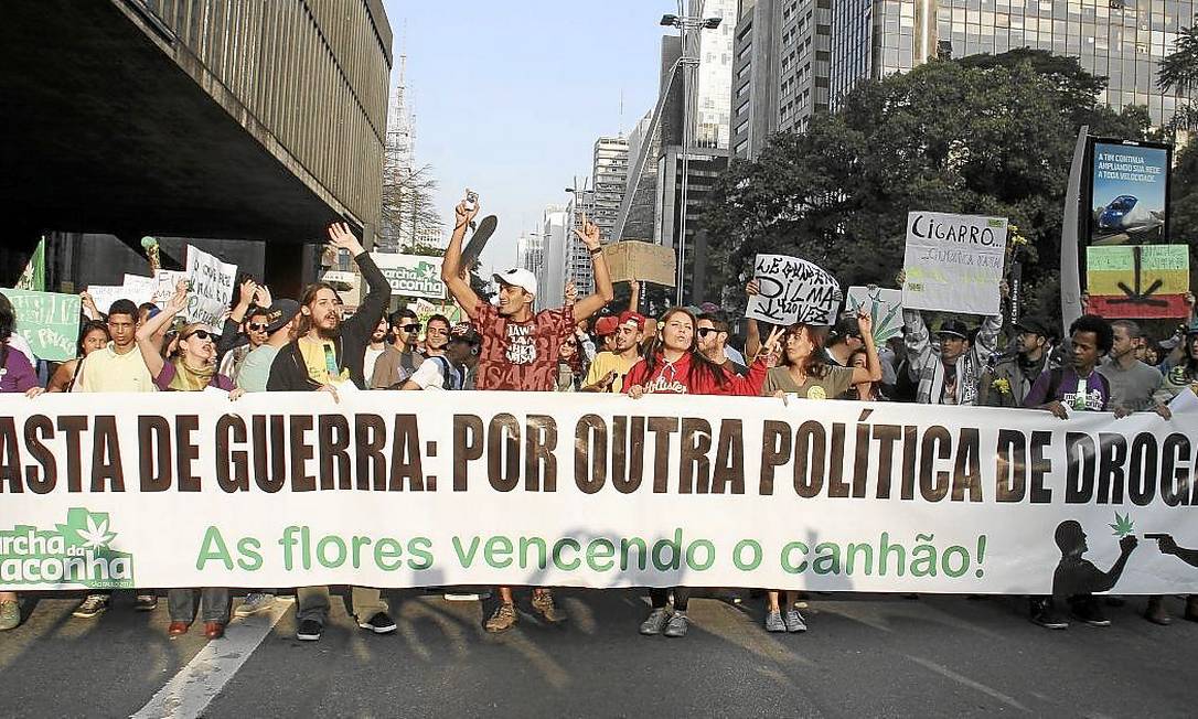 política e maconha